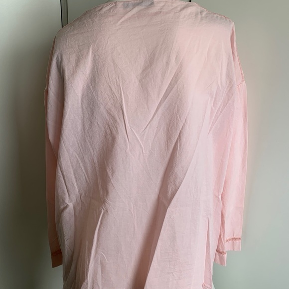 *NWT* Zara large flowy blouse long sleeve button-up pink v-neck embroidery pleat - Picture 6 of 7